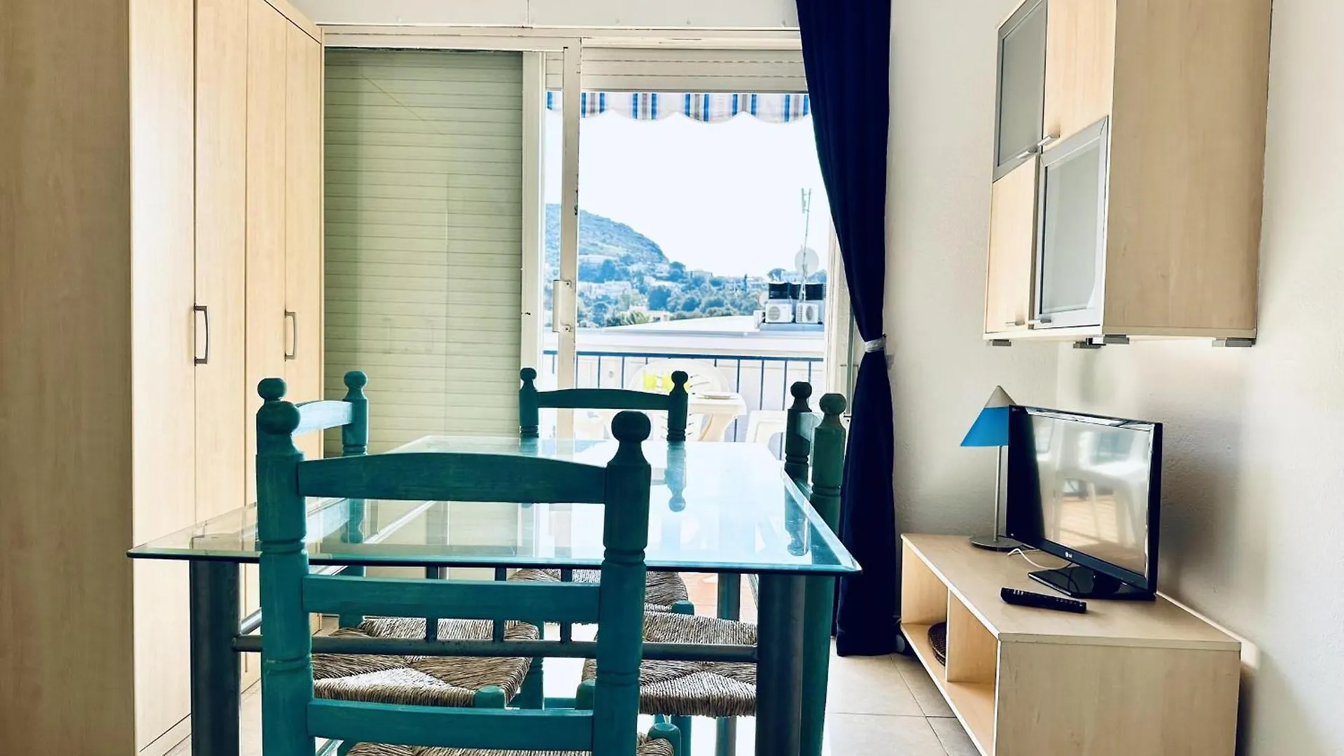 Apartment Ferienwohnung 2202 Horizonte Azul S-3, En La Cala De Almadraba, Acceso Directo A La Playa. - Es-258-124 Roses Spanien